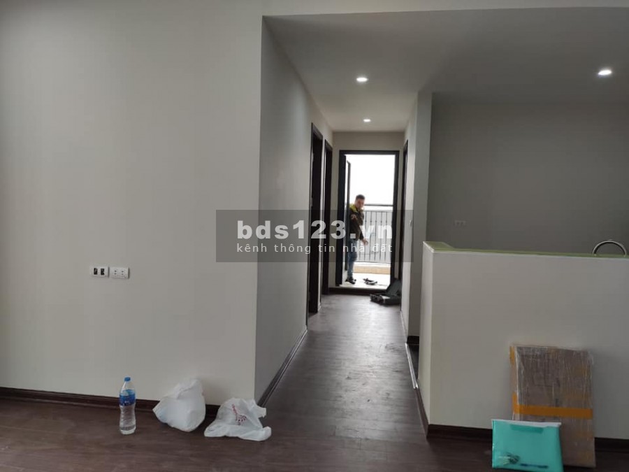 Cần bán chung cư Căn góc 3PN 96m2 HomeLand Thượng Thanh giá 2,32 tỷ LH 0348885083