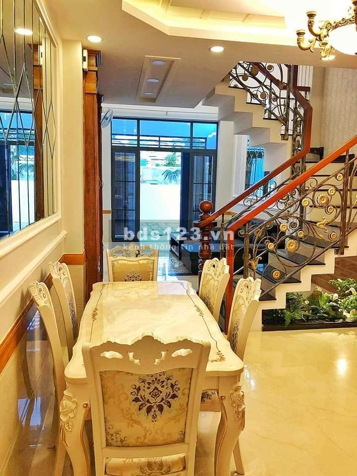 Nhà MT Bình Thới, 56m2; 4x14; 4 tầng; CHỈ 10.5 tỷ; LH:0914648319; Vào KD ngay