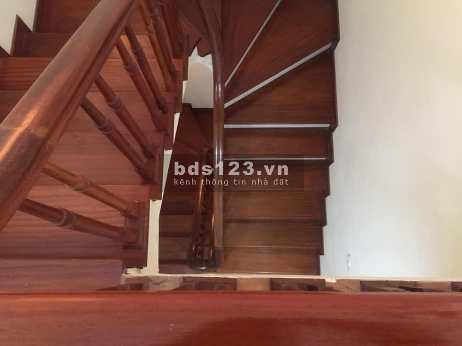 BÁN NHÀ XÃ ĐÀN 50M2 LÔ GÓC 3 MẶT THOÁNG 5 TẦNG CHỈ 5XTY