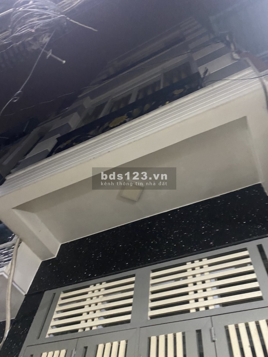Bán nhà 3 lầu hẻm 830 Đoàn Văn Bơ Phường 16 Quận 4