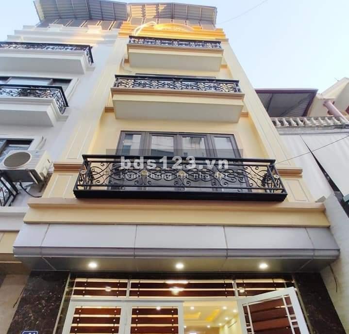 BÁN NHÀ PHỐ CỔ, NGÃ 6 CỬA NAM CĂN NHÀ SIÊU LỘC, PHỐ THỢ NHUỘM 66M2 X 5T MT 3.8M