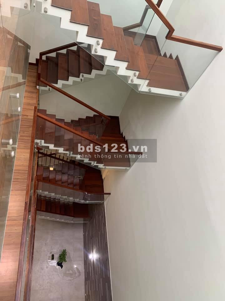 Nhà 2 Mặt Tiền Quận 6 ô tô vào nhà kinh doanh đủ thứ = Chỉ 14.2 Tỷ