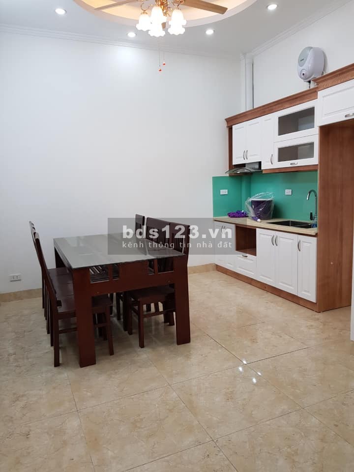 Bán gấp nhà Quan Nhân, Thanh Xuân 52m 4T 5.2 tỷ, mặt ngõ kinh doanh sầm uất