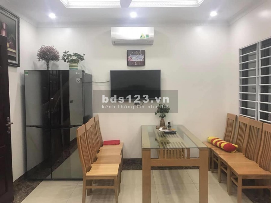 BIỆT THỰ SÂN VƯỜN MT 4m. Bán nhà Tây Sơn, Đống Đa 76m2, 4.1 tỷ