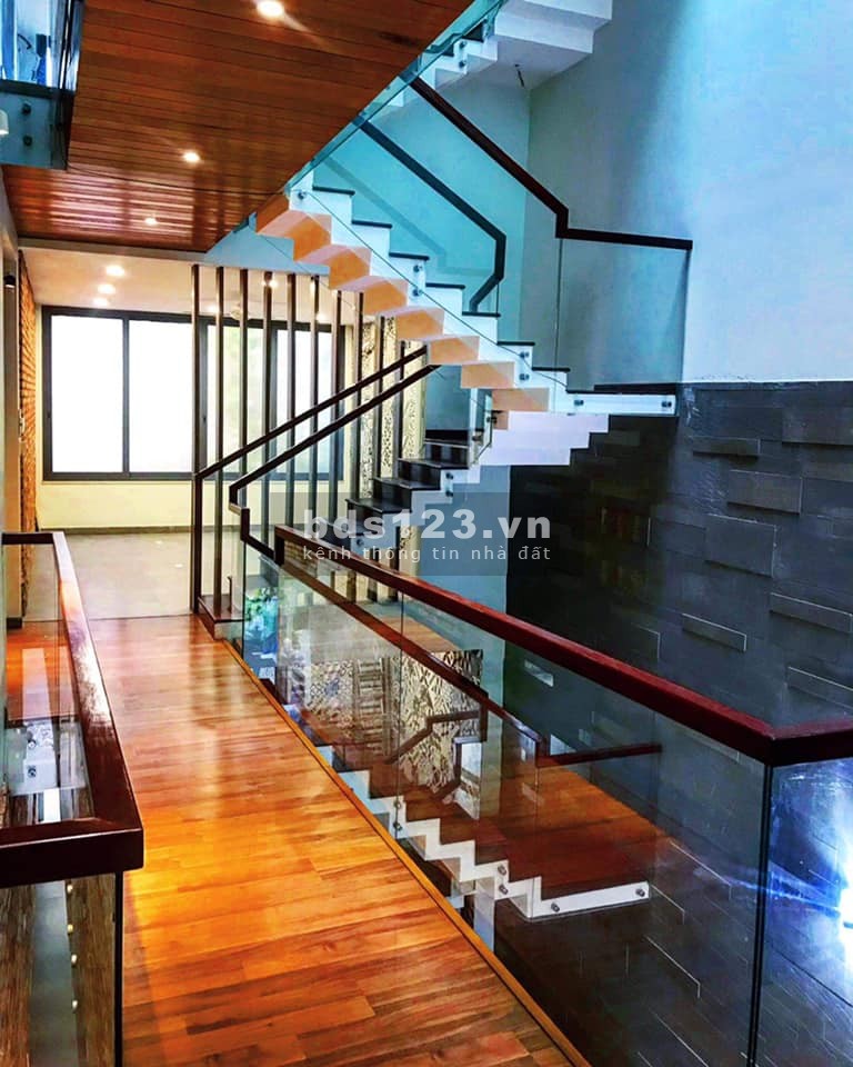 Nhà 2 Mặt Tiền Quận 6 ô tô vào nhà kinh doanh đủ thứ = Chỉ 14.2 Tỷ