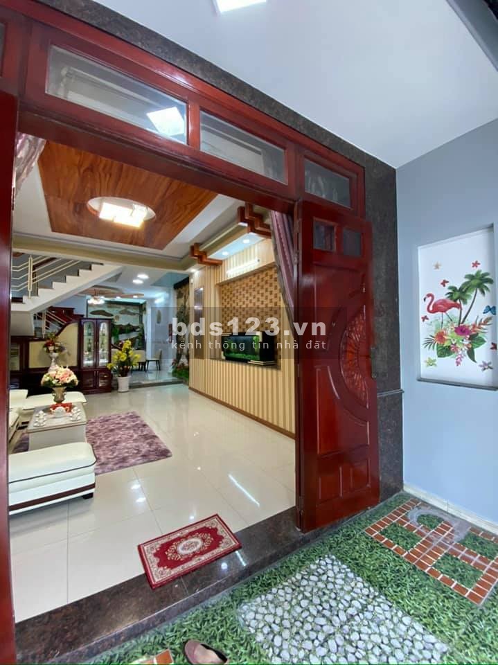 Bán nhà Phan Huy Ích, TB, 4 tầng, 100m2 (5x20m), 7.6 tỷ, tân cổ điển hứng tài lộc