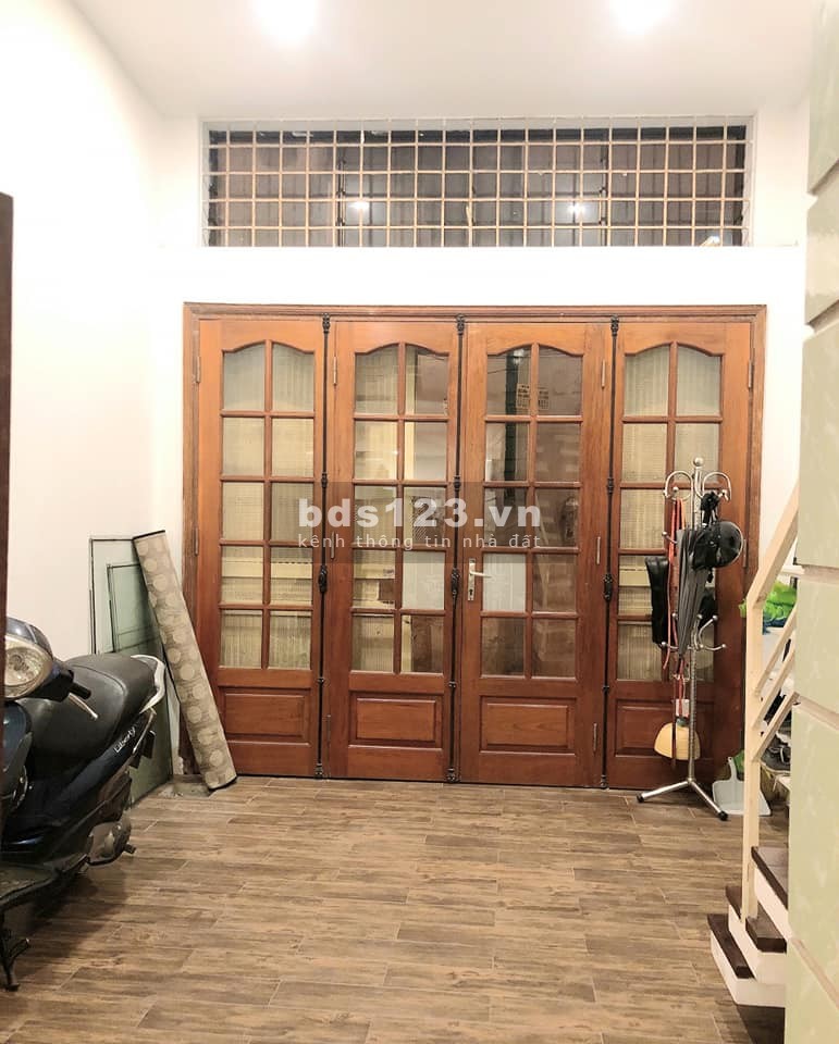 Siêu hot, bán nhà đẹp trước tết 5 tầng Thái Hà, DT 43m2, MT 4m, Giá chỉ có 5,7 tỷ.