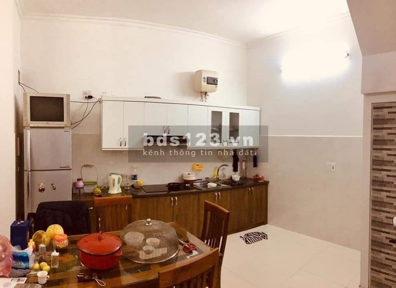 Bán nhà Đội Cấn, Phường Lễu Giai,45m2, mặt tiền 6.2m giá 3,8 tỷ, cách ô tô 10m, full đồ