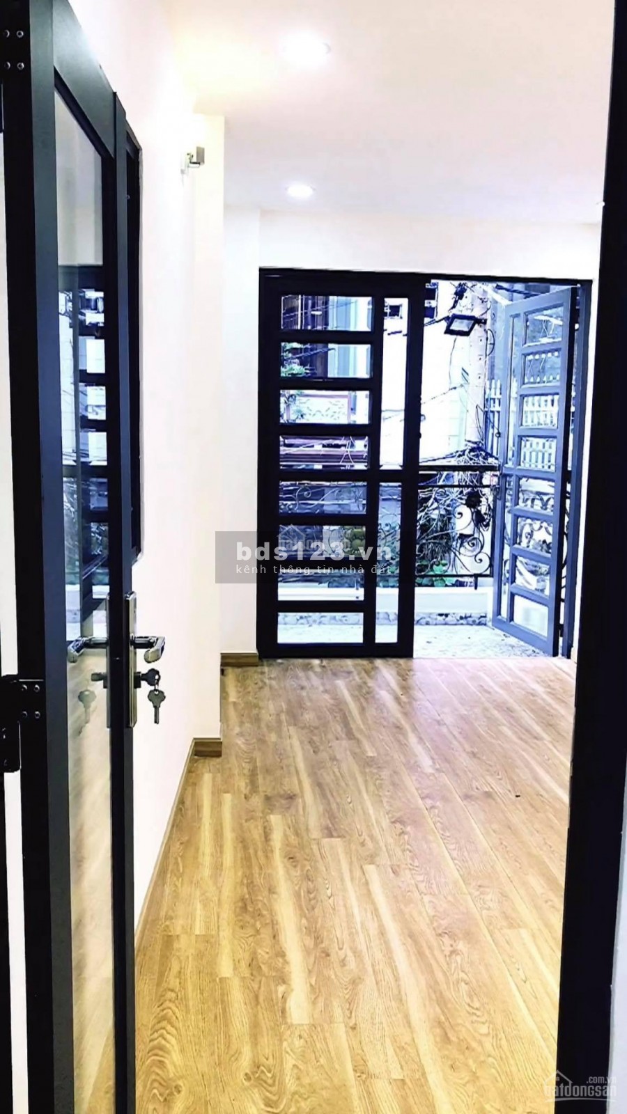 Bán Nhà mặt tiền 52m2 Hẻm xe hơi, giá chốt bất ngờ