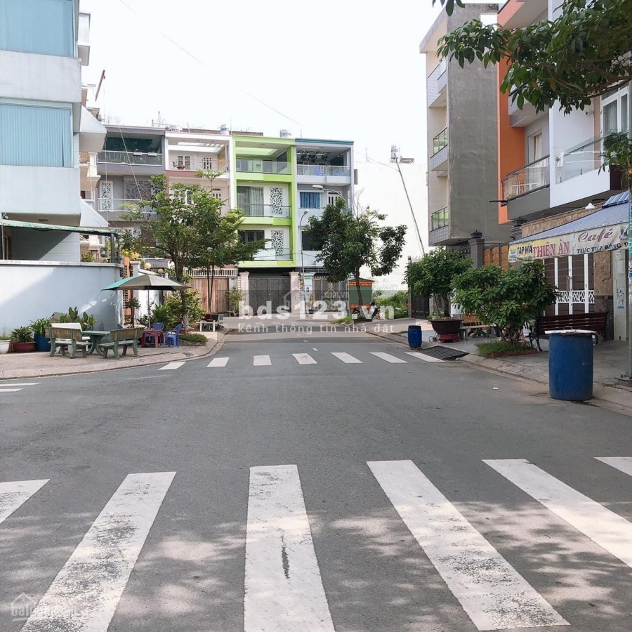 Bán lô đất sổ sẵn 95m2 trong KDC cao cấp Tân Tạo Garden Bình Tân.