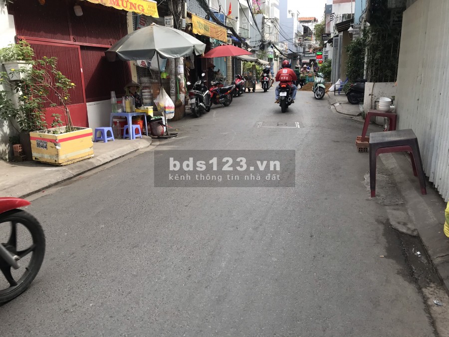 Bán nhà 4x22m, hẻm 154 Âu Dương Lân, Phường 3, Quận 8