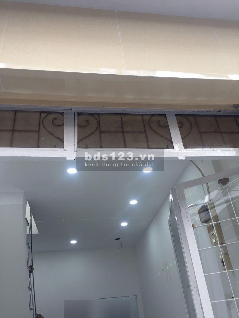 Cho thuê nhà NC 3x10, Nguyễn Văn Cừ P2 Q5_8tr