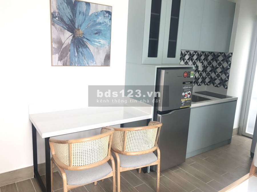 Thuê căn hộ Studio nội thất cực đẹp 904 Nguyễn Kiệm 7.5 Triệu (có thang máy, ban công) mới 100%