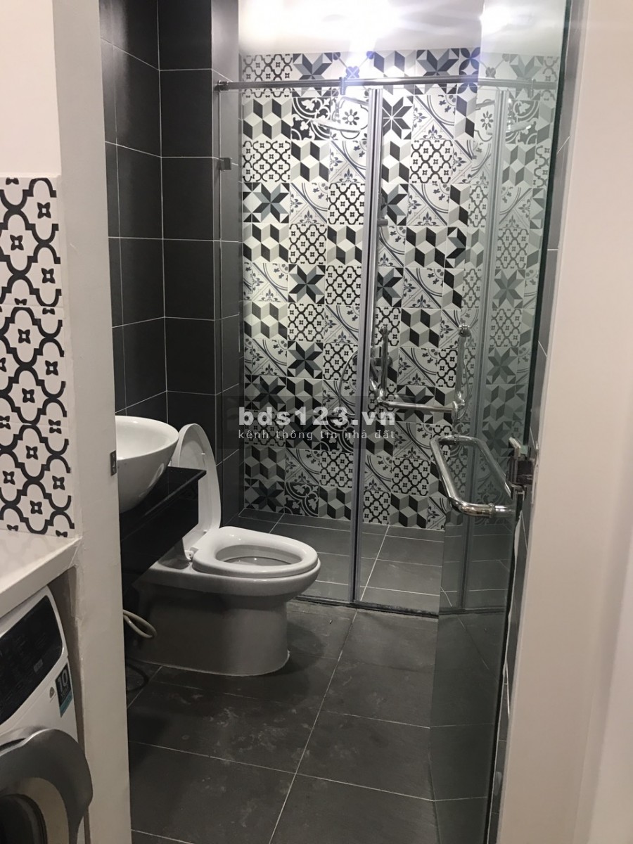 Thuê căn hộ Studio nội thất cực đẹp 904 Nguyễn Kiệm 7.5 Triệu (có thang máy, ban công) mới 100%
