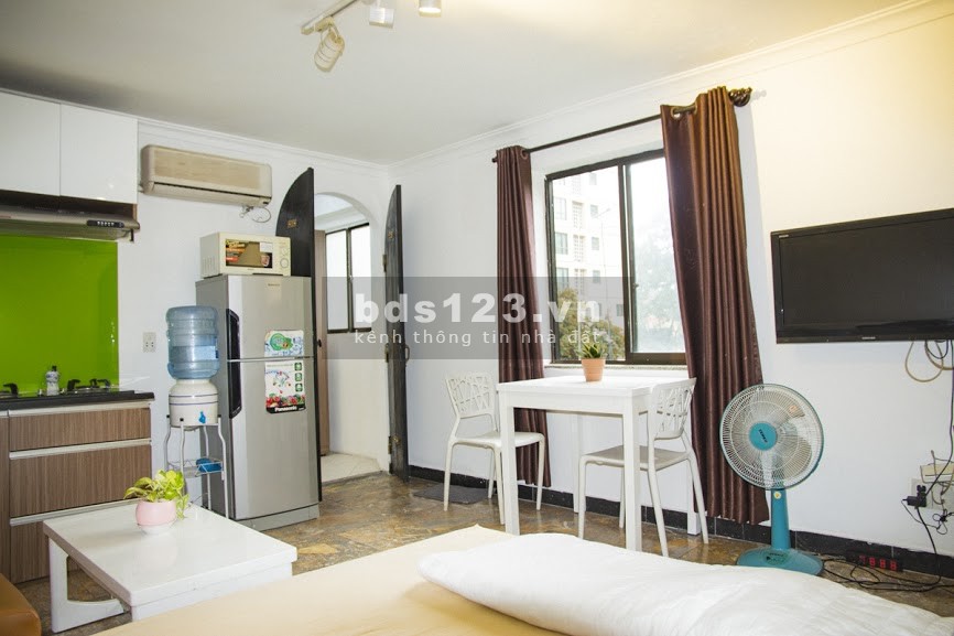 Cho thuê CĂN HỘ giá siêu rẻ kế bên LOTTEL CỘNG HÒA _ phòng ngủ tách rời