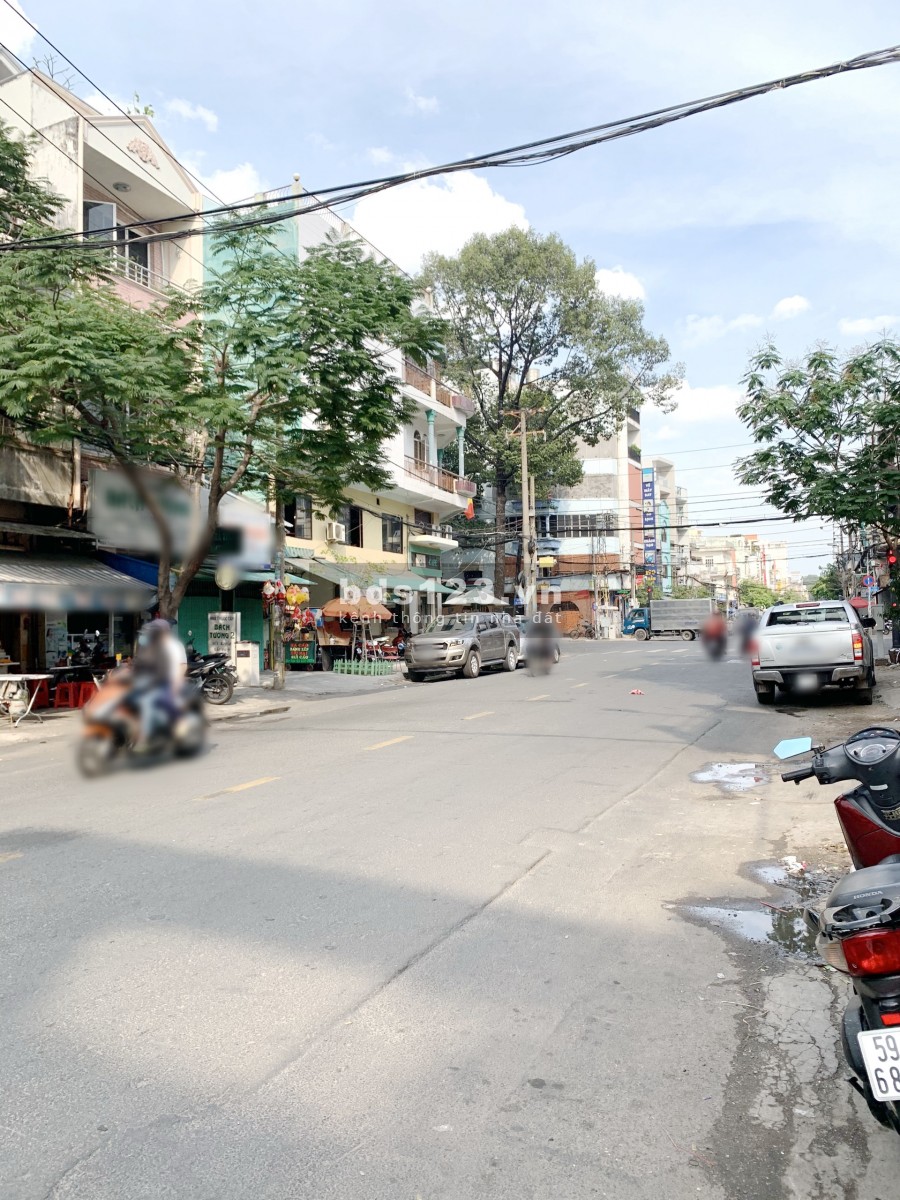 Nhà (4.6*13m/3lầu) mặt tiền Trần Quý P4 Q11
