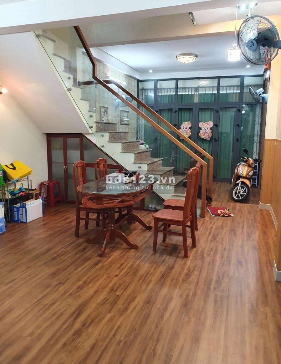 Bán nhà hòa minh sát biển Nguyễn Tất Thành, phường Hòa Minh