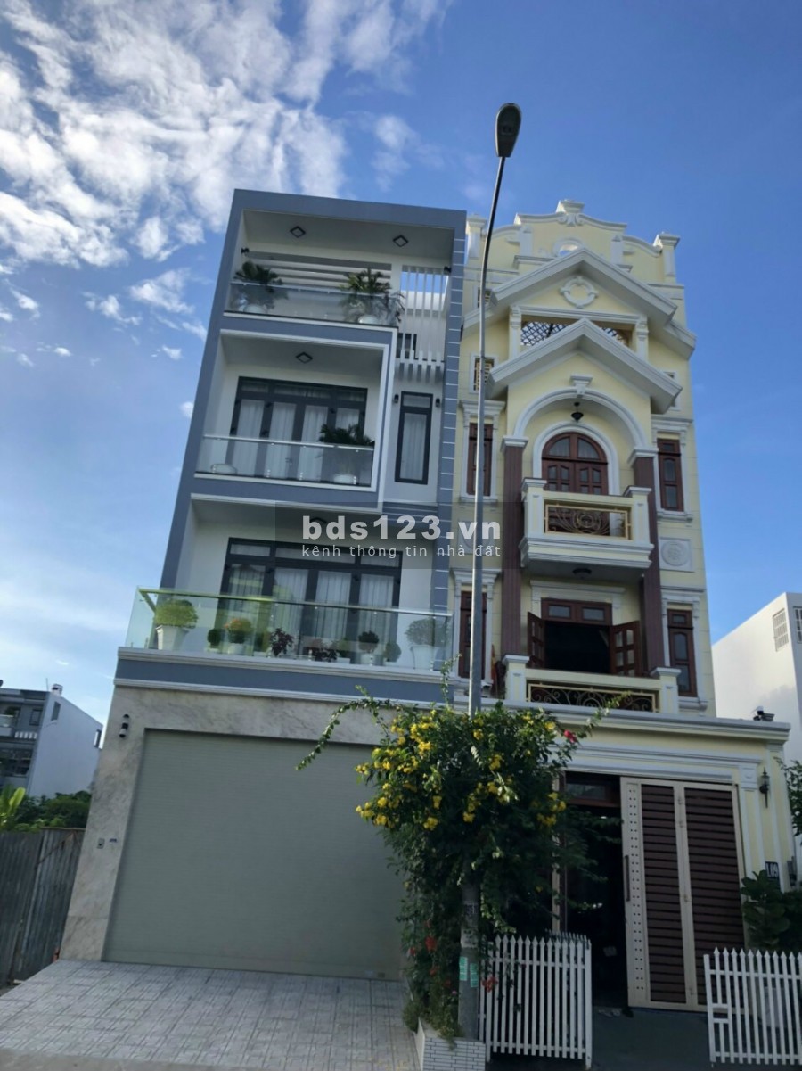 Bán nhà tuyệt đẹp mặt tiền đường D1 Phường Phú Mỹ, Quận 7, Giá 11.8 tỷ, +84.943211439 Ms Hải