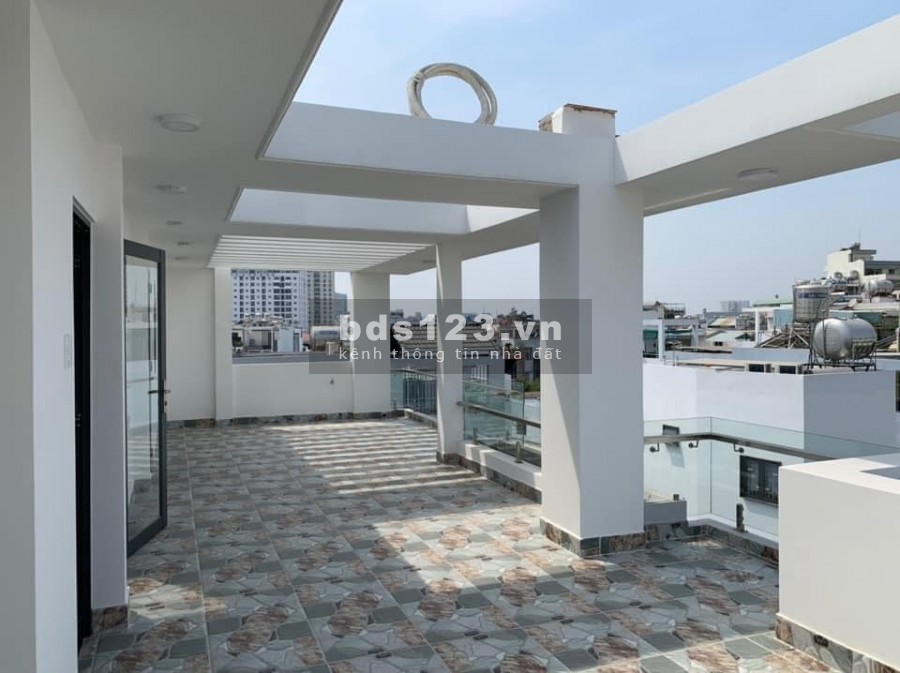 Bán nhà gần CGV Lý Chính Thắng 50m2 Quận 3