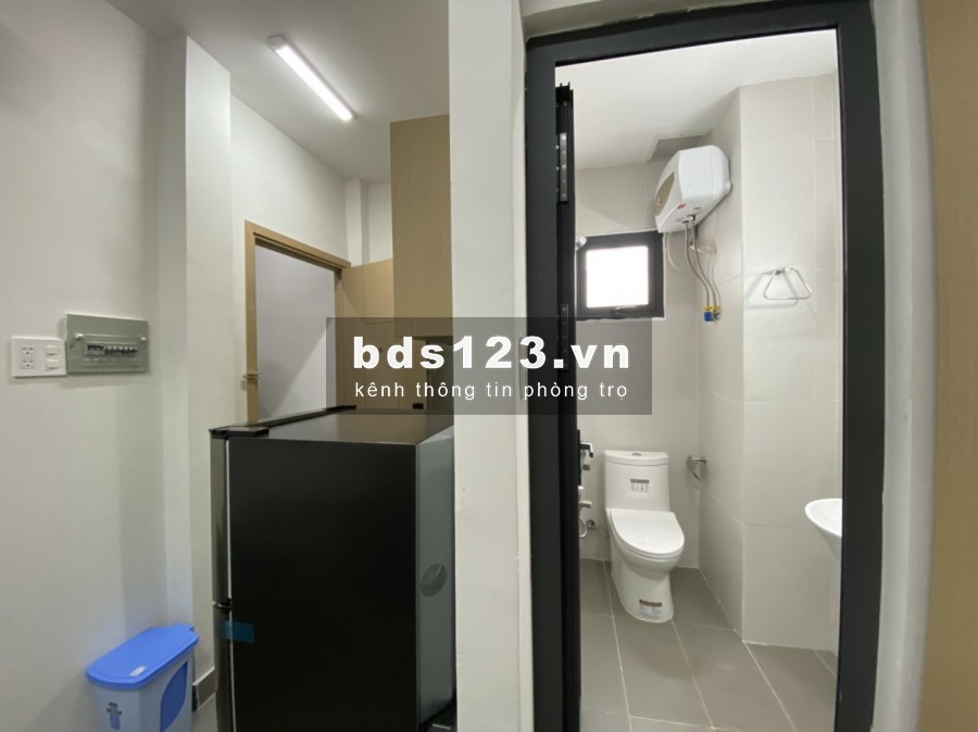 Hàng mới full nội thât gần trung tâm đại học khu ăn uống