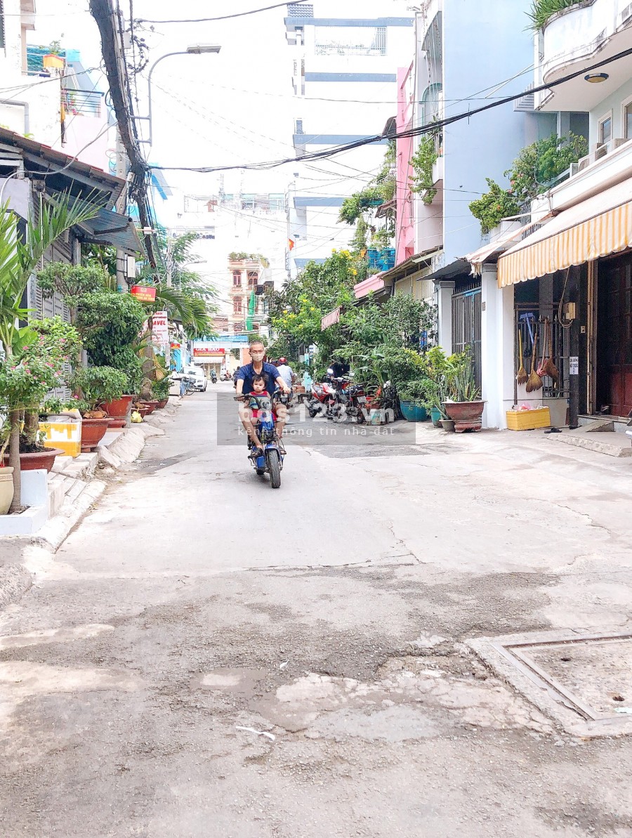 Bán nhà góc 2 mặt hẻm xe hơi đường Âu Dương Lân Phường 3 Quận 8