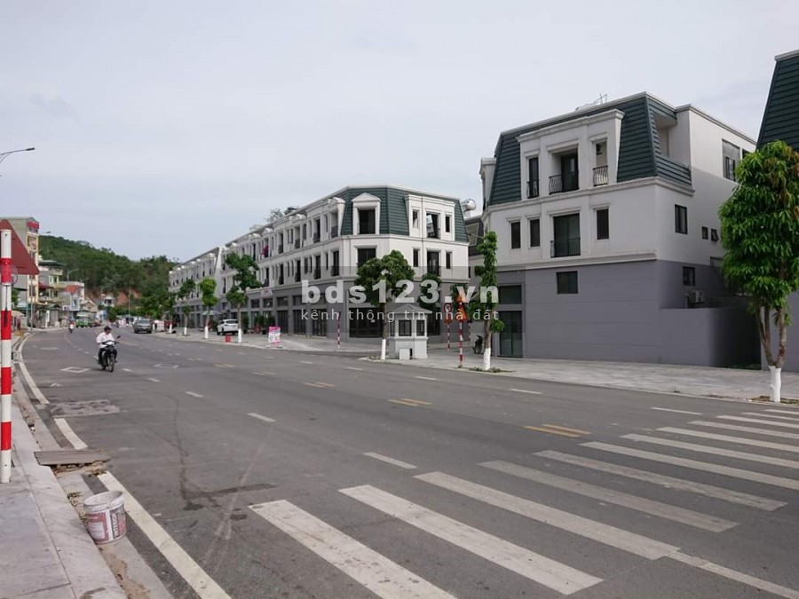 Bán hộ anh trai Shophouse kinh doanh tốt tại Hạ Long