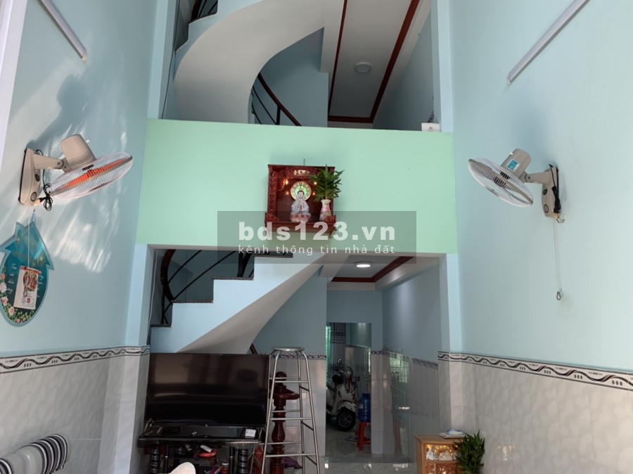 Cần bán gấp nhà 2 mặt hẻm Bà Lài, F.8, Q.6, DTCN 45.7m2, 2 lầu mới đẹp.