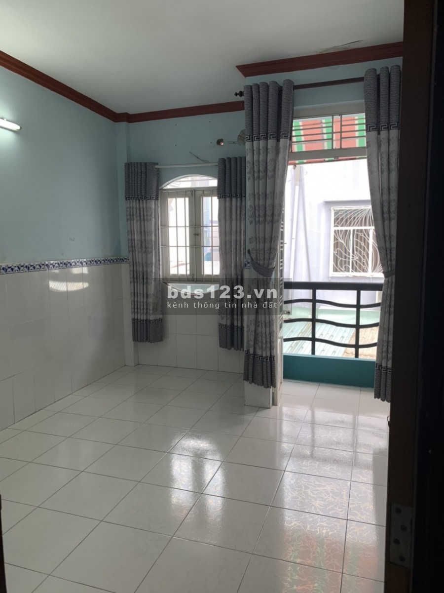 Cần bán gấp nhà 2 mặt hẻm Bà Lài, F.8, Q.6, DTCN 45.7m2, 2 lầu mới đẹp.