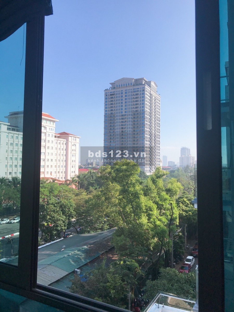 Chính chủ cho thuê văn phòng Hoàng Quốc Việt giá rẻ