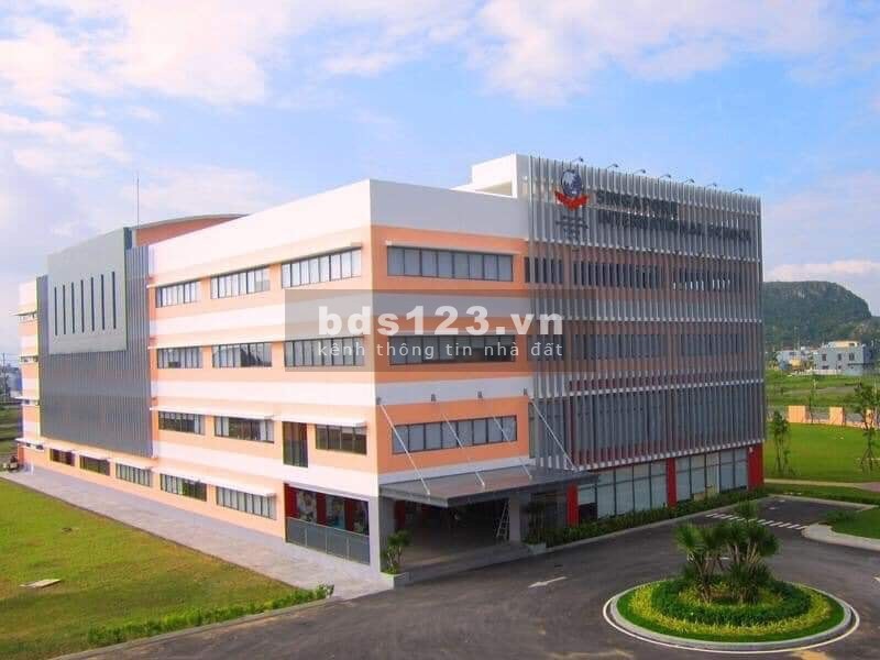 THANH LÝ RẺ VÀI LÔ ĐẤT BIỂN VIEW SÔNG NẰM ĐƯỜNG BIỂN ĐN VỀ HỘI AN SÁT FPT VÀ ONE WORLD