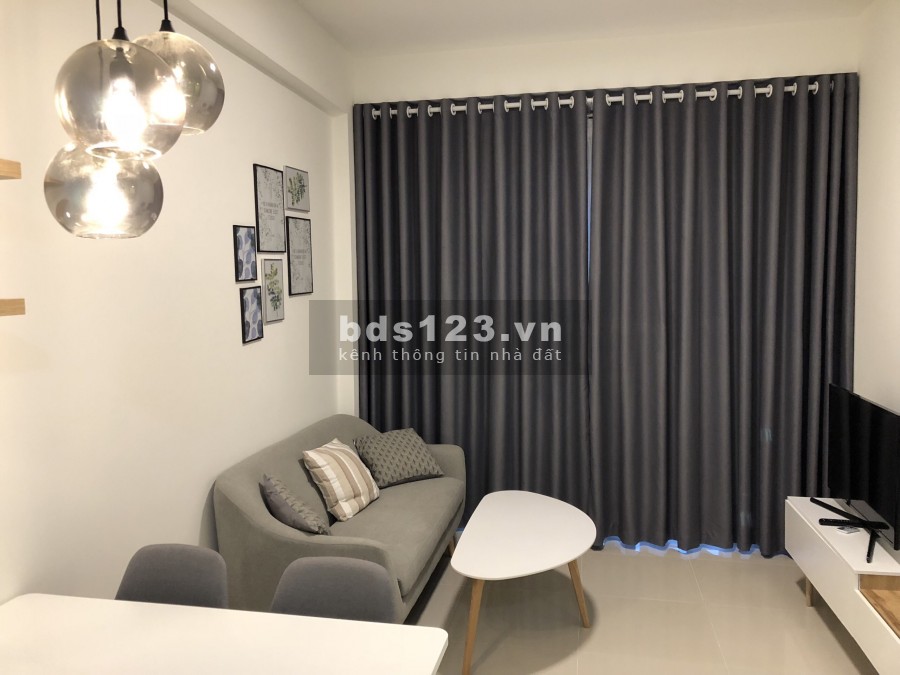 Chuyển nhà cần bán căn 2PN The Sun Avenue, 73m2, full NT, giá 3,7ty bao hết. LH 0908 261 615