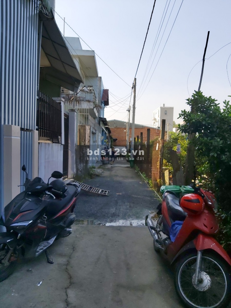 Nhà đẹp 2 lầu 1 trệt giá chỉ 4 tỷ8 Phường Linh Đông-Thủ Đức