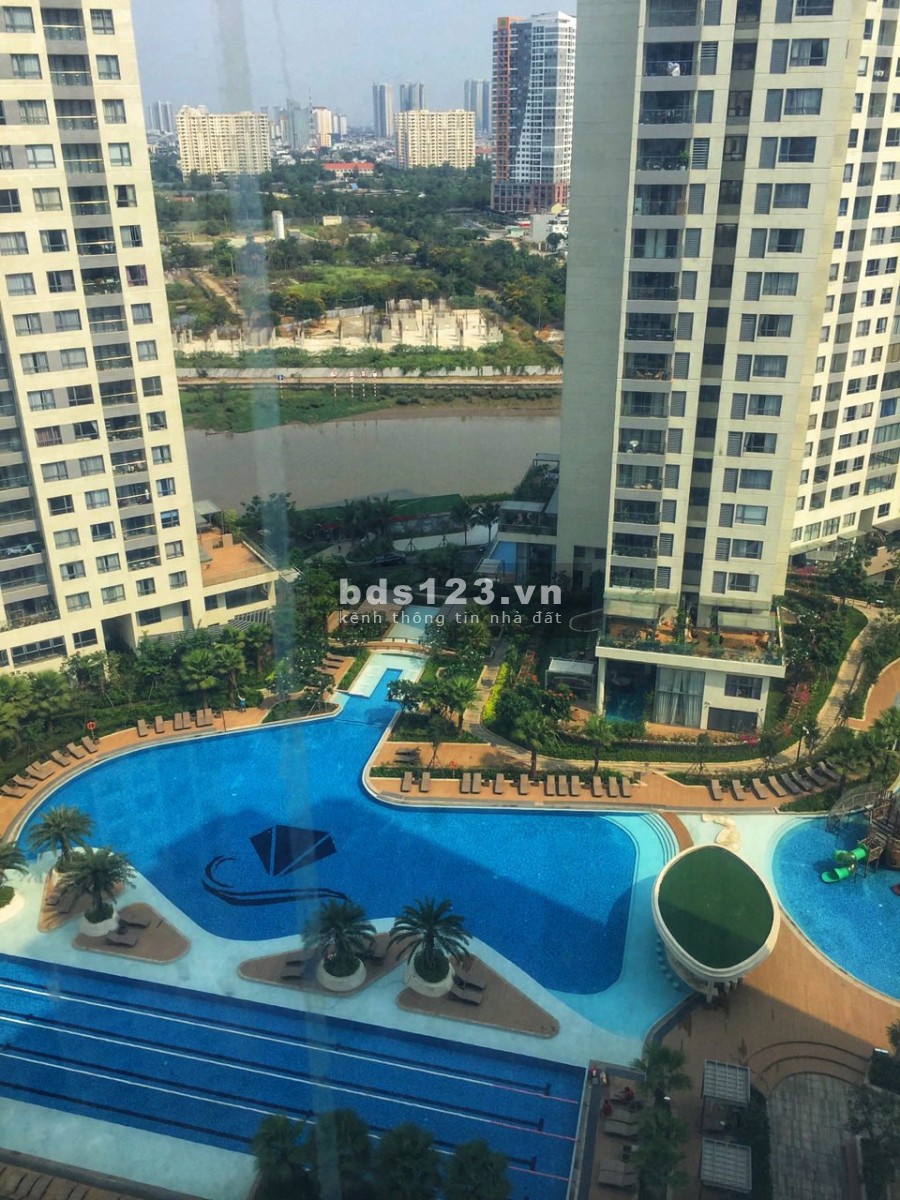 Bán căn hộ 2PN Đảo Kim Cương tầng trung view bến du thuyền 6.5 tỷ, full nội thất (full thuế phí). LH: 0933120416