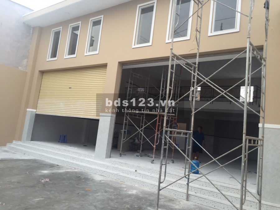 Cho thuê nhà xưởng mới xây 12x24 có 100m gác lửng 2 nhà vệ sinh