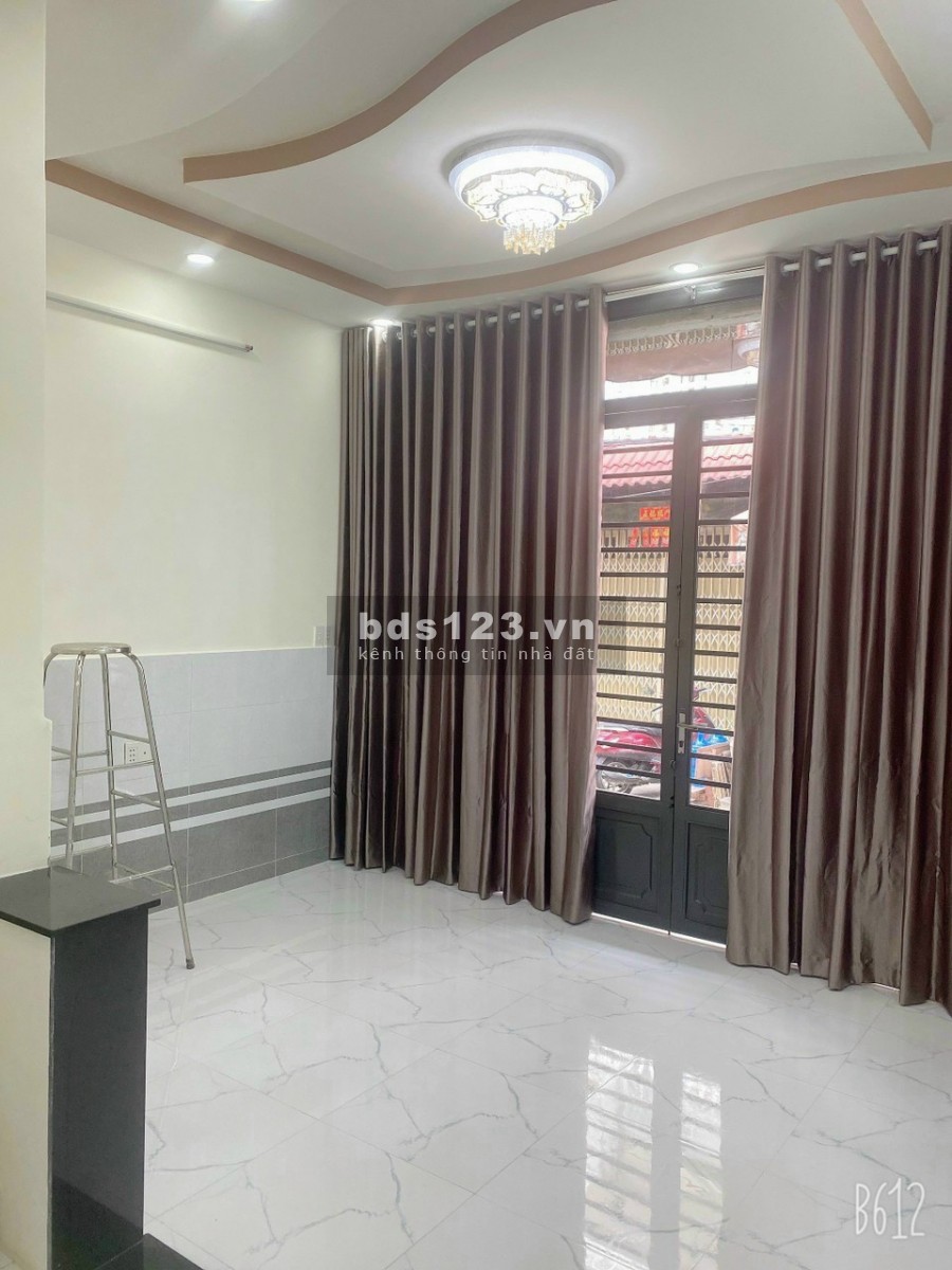 Cần bán nhà hẻm 5m đường Tân Hòa Đông quận 6, DT 104m2