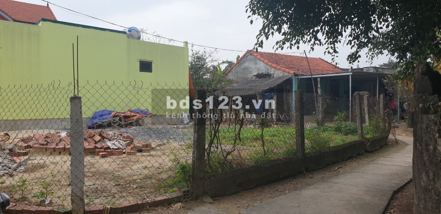 Bán đất 2 mặt tiền Quán Hàu, 187.2 m2, cách đường Trần Hưng Đạo chỉ 25m, giá rẻ