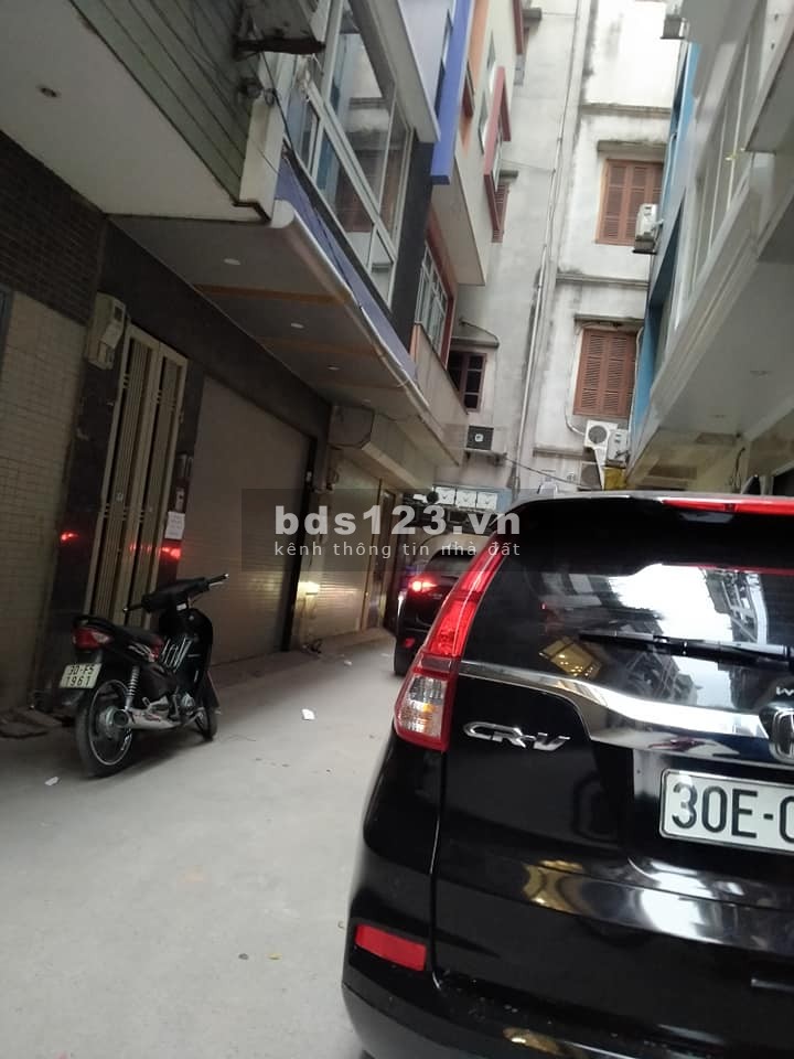 Bán nhà PL ô tô tránh mới đẹp ở luôn phố Trung Kính 5 tầng x 57m2 giá 12,7 tỷ. LH 0912442669