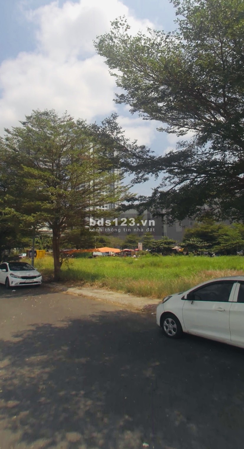 Bán đất ngay KDC Tân Cảng, Phú Hữu Q.9 view sông đẹp, sổ riêng, thổ cư chỉ 1.7tỷ/100m2. 0938274090 Kim