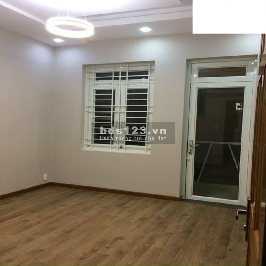 GẤP BÁN HXH LÊ BÌNH P.4 QUẬN TÂN BÌNH, 4T, BTCT CHỈ NHỈNH 5 TỶ
