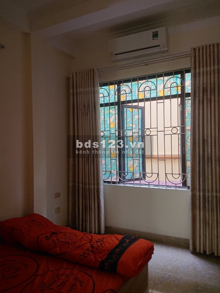 CHỦ CẦN BÁN GẤP nhà, 36 m2, mặt tiền rộng 4m, nhà khu Lạc Long Quân, Võ Chí Công, gần Hoa Thám, Thụy Khuê, Hoàng Quốc Việt