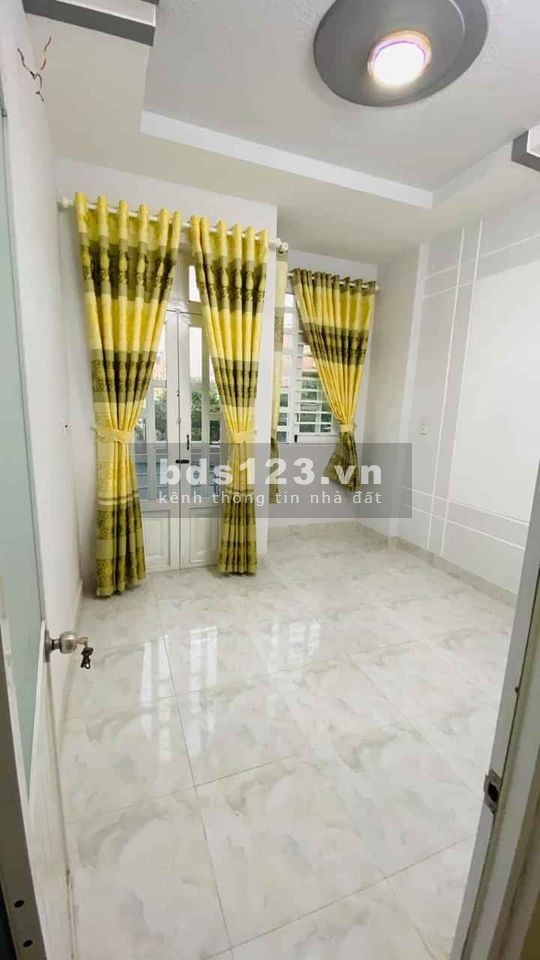 Nhà gần BV Tân Phú, Hồng Lạc, P.10, Tân Bình DT28m2 giá 2.85 Tỷ