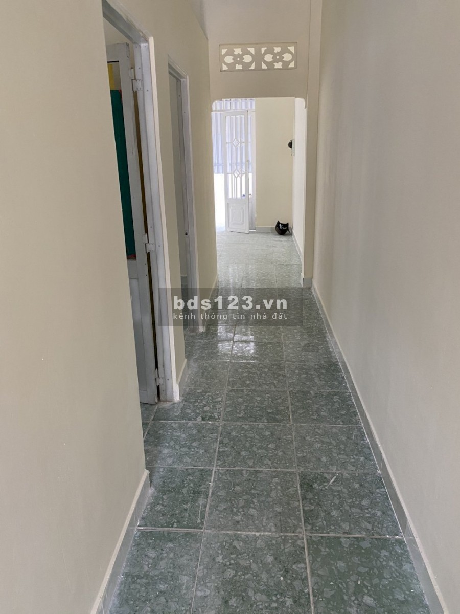 TÔI VỠ NỢ DO LÀM ĂN CẦN BÁN GẤP CĂN NHÀ ĐANG SINH SỐNG ĐỂ TRỞ NỢ NGÂN HÀNG