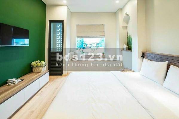 Bán nhà Tặng luôn công viên trước nhà. Nhà mới xây siêu đẹp 4x18 vuông vức Giá chỉ 10.5 tỷ