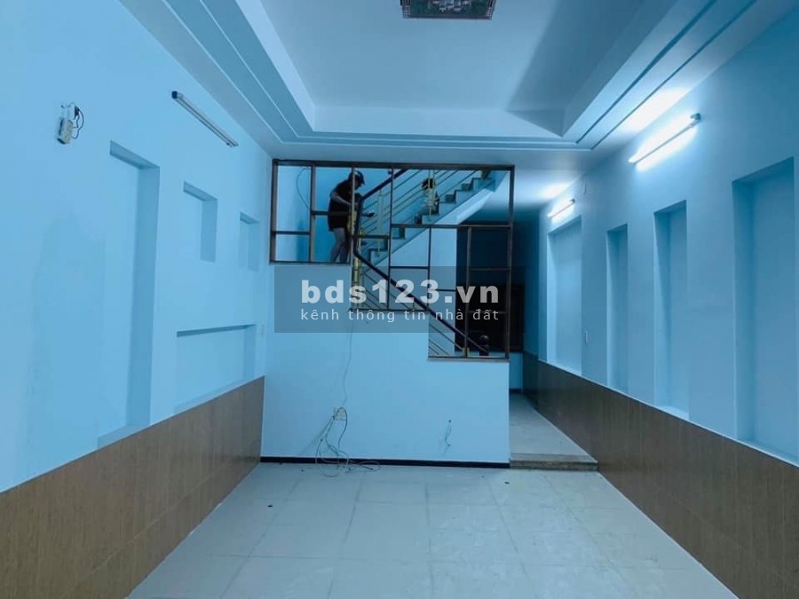 Nhà Sát MẶT TIỀN Lê Đại Hành Quận 11, 2 Tầng, 58.5m2, Hẻm Xe Hơi 5.57 tỷ