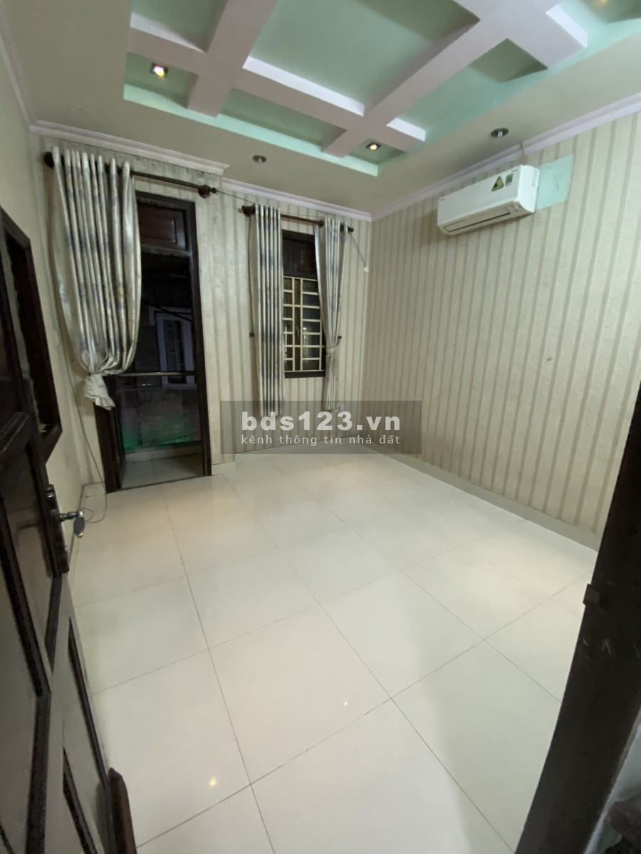 Cho thuê nhà NC 4x12 1 trệt 3 lầu 5pn HXH tại 85/8 Võ Văn Ngân P Linh Chiểu Q TĐức
