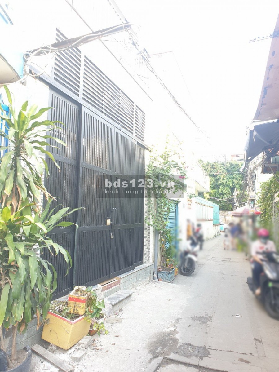 Bán nhà thiết kế đẹp 2lầu hẻm ôtô Tạ Quang Bửu P4 Q8