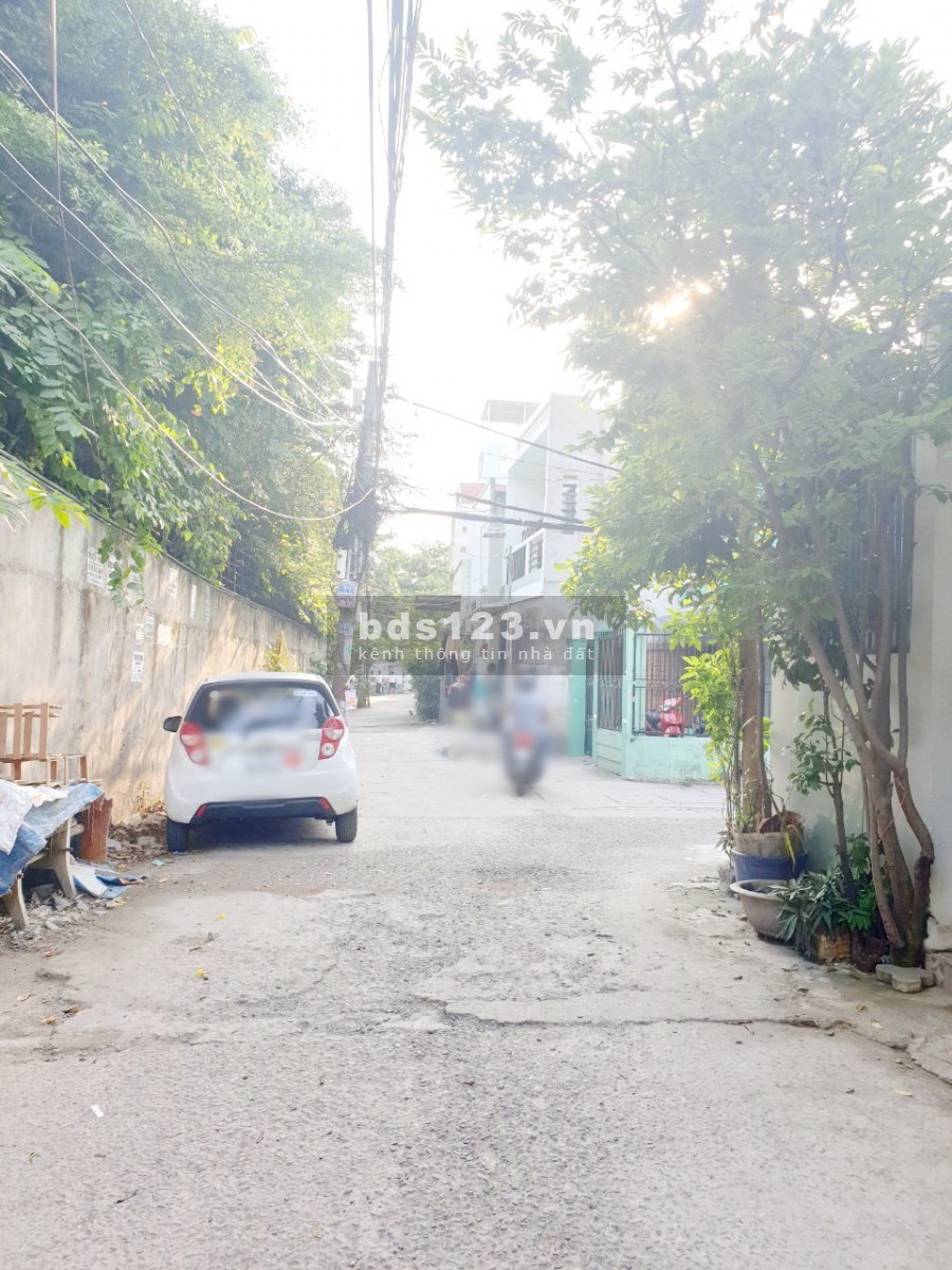 Bán nhà thiết kế đẹp 2lầu hẻm ôtô Tạ Quang Bửu P4 Q8