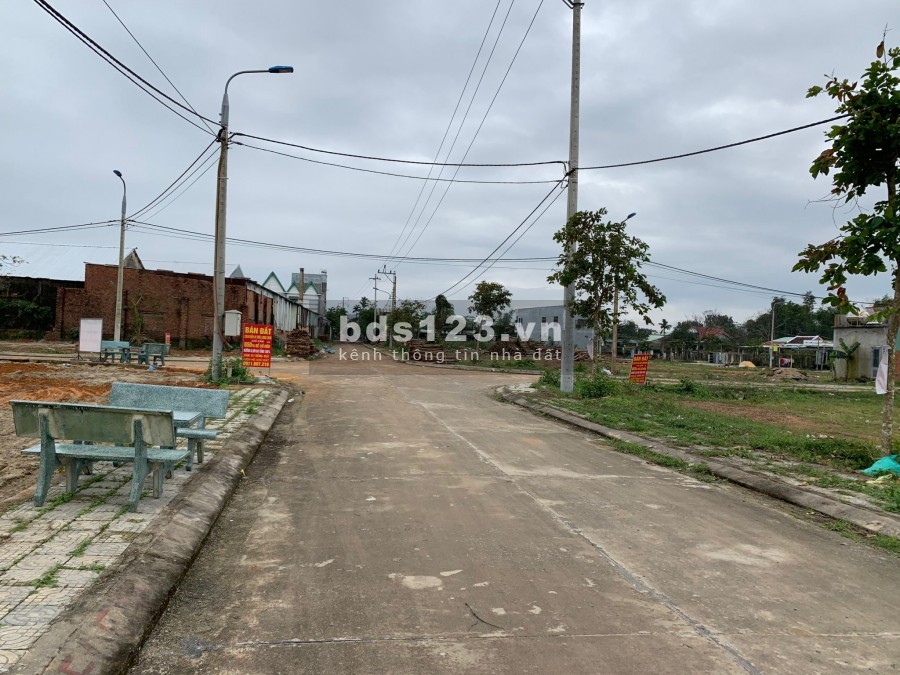 Chính chủ cần bán gấp lô đất Ngã ba Lầu Sụp _ Hòa Phước