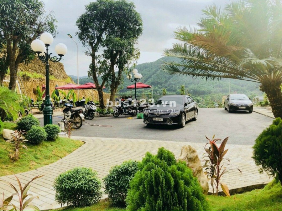 Bán mảnh đất khu đô thị Hòa Lạc 300m2 giá 1.5 tỷ