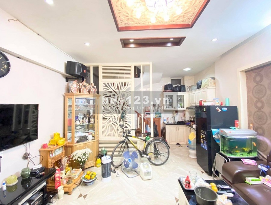 Bán nhà Lê Hồng Phong, P12, Quận 10, 38m2, 4 tầng, ngang 3m8, HXH, giá chỉ 4 tỷ 950